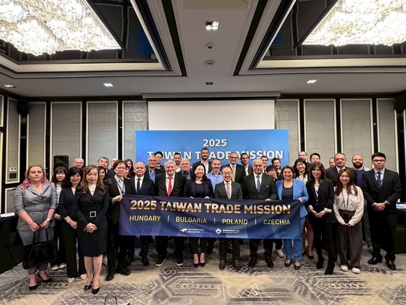 2-3-2-3.中東歐貿易暨布局考察團