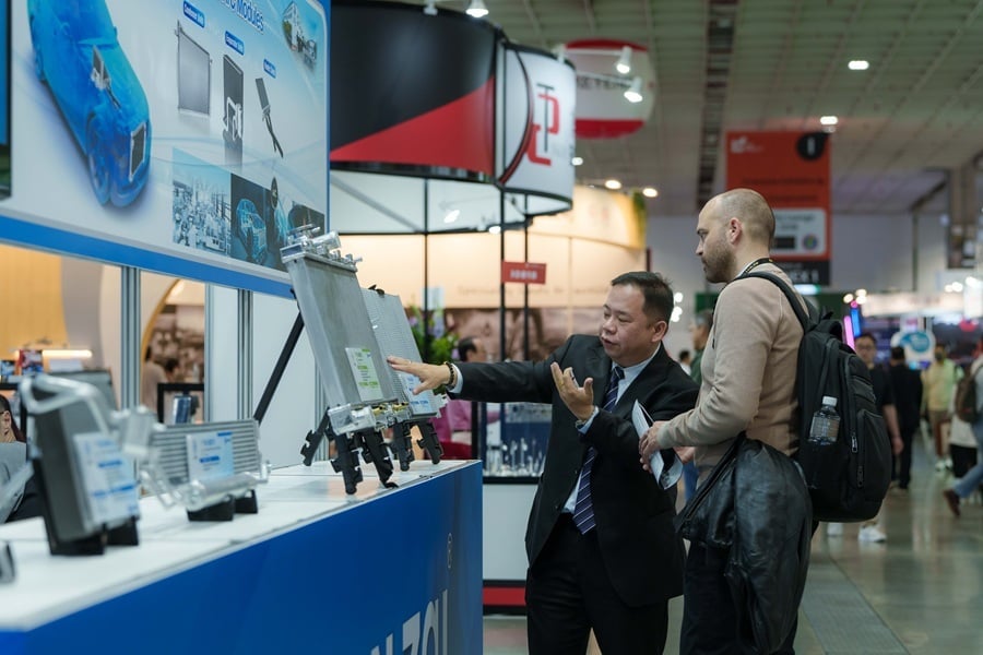 5-2-3-11. 汽配、車電、智慧移動